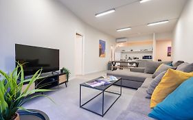Monastiraki Metro St 2 Bedrooms 6 Pers By Mps