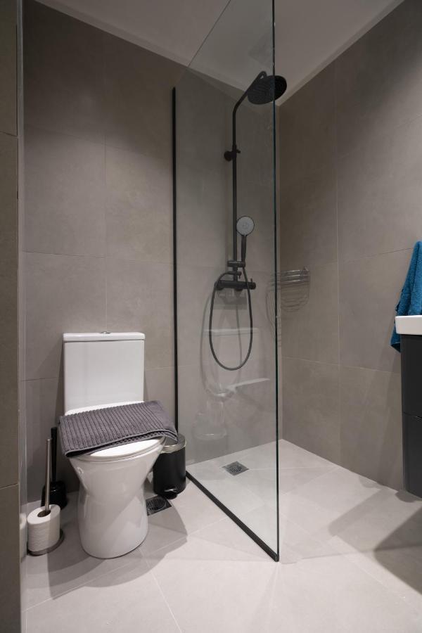 Monastiraki Metro St 2 Bedrooms 6 Pers By Mps Athens Exterior photo