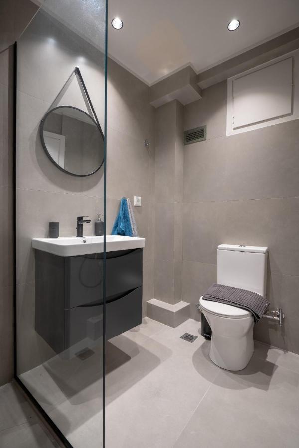 Monastiraki Metro St 2 Bedrooms 6 Pers By Mps Athens Exterior photo